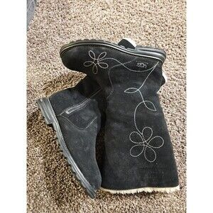 UGG Tall Black Boots Flower Stitching Size 8